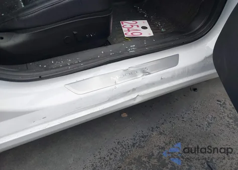 2018 Tesla Model 3 Long Range/Mid Range from USA, damaged, VIN 5YJ3E1EA6JF154656